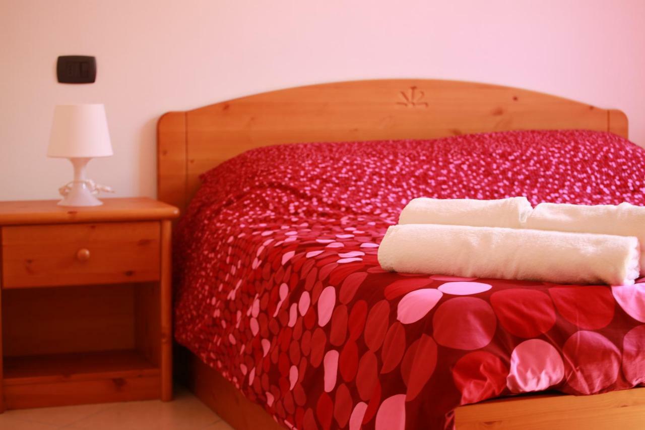 Casa "Giardino Sulla Baia" Apartman Colico Kültér fotó