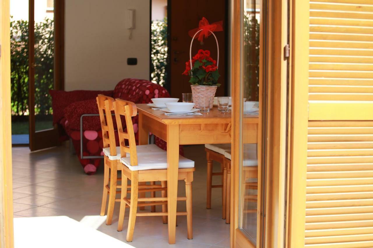 Casa "Giardino Sulla Baia" Apartman Colico Kültér fotó