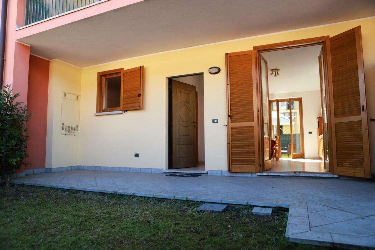Casa "Giardino Sulla Baia" Apartman Colico Kültér fotó