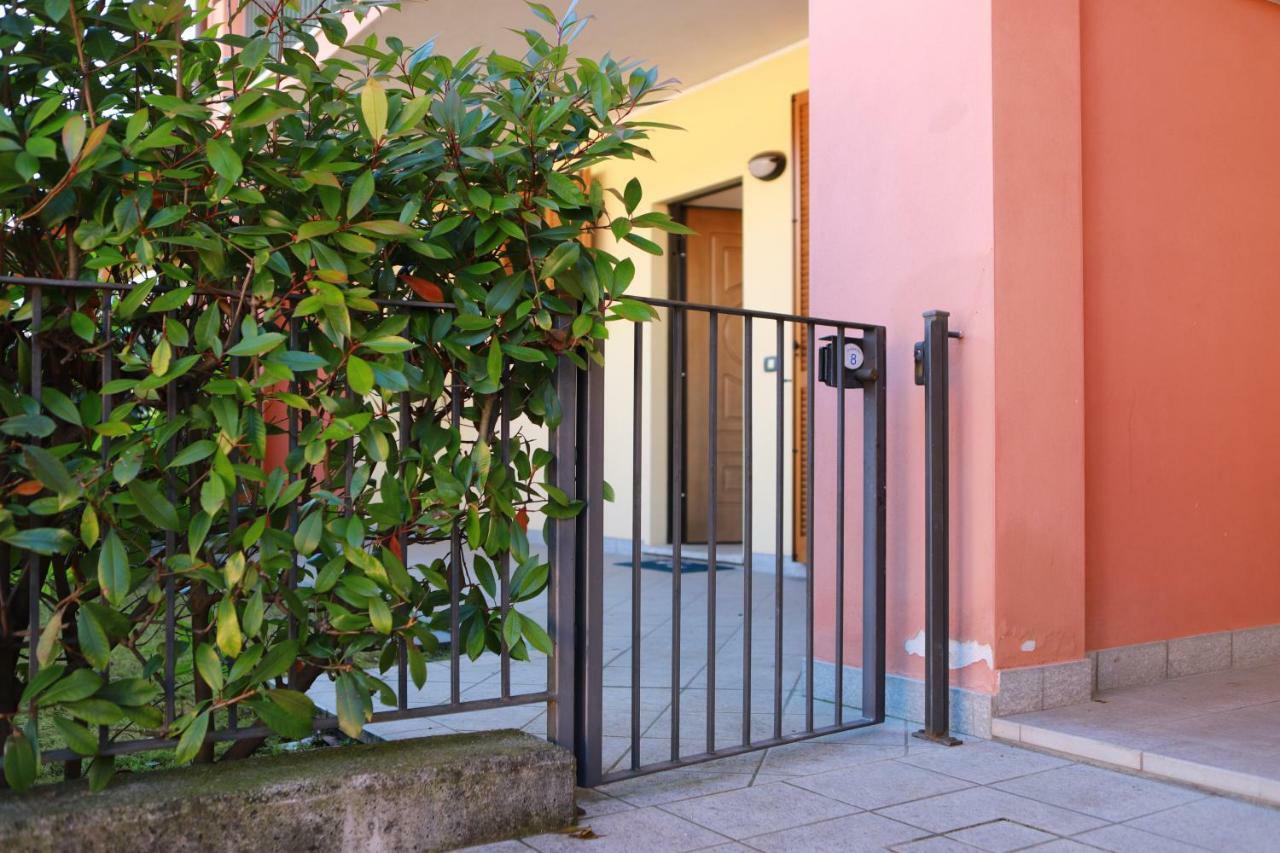 Casa "Giardino Sulla Baia" Apartman Colico Kültér fotó