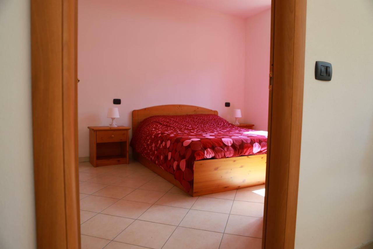 Casa "Giardino Sulla Baia" Apartman Colico Kültér fotó